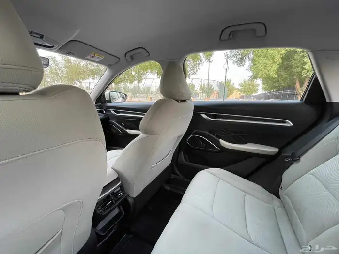 جيلي ام جراند 2023 سعودي 11