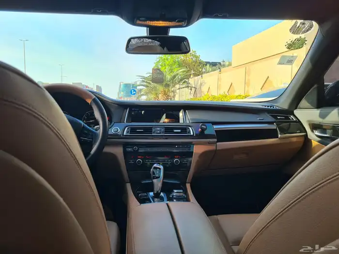bmw 730 2013 ممشى قليل 15