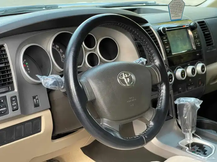 تويوتا سكويا 2011 سعودي 23