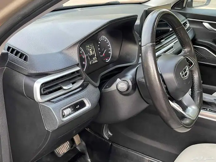 جيلي ام جراند 2023 سعودي 18