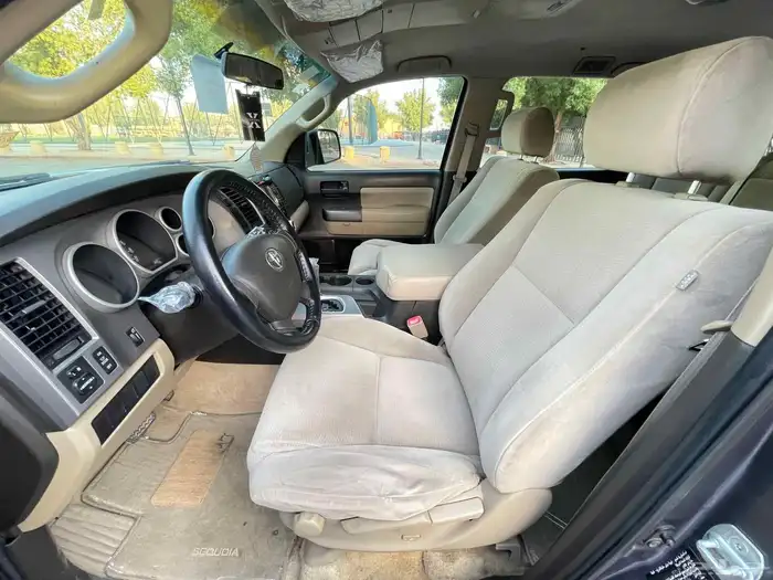 تويوتا سكويا 2011 سعودي 20