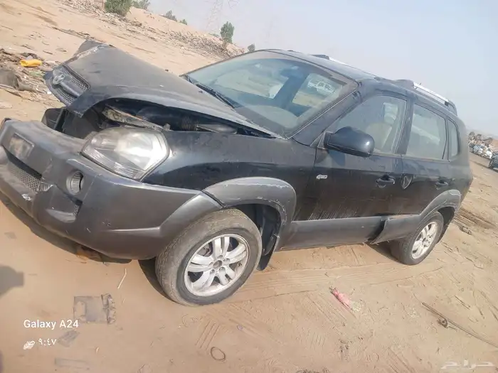 يوجد لدينا قطع غيار توسان 2006 تشليح جده الحمدانيه 2