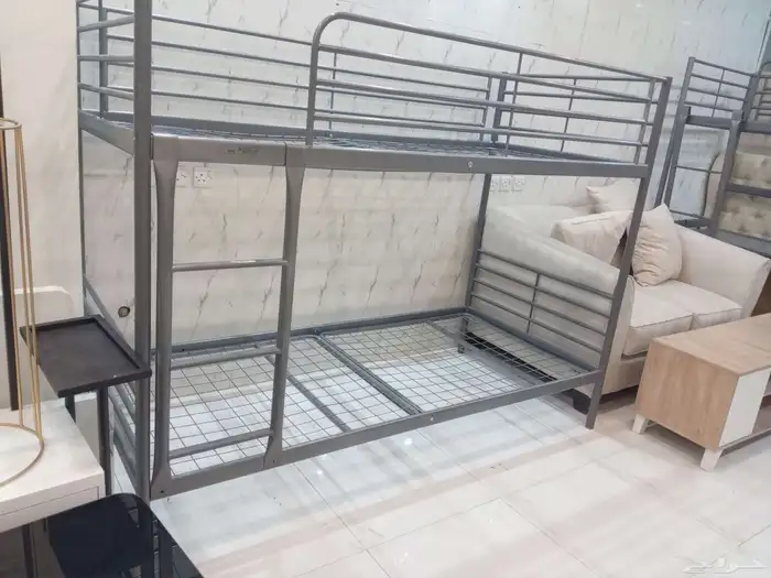 سرير حديد 2