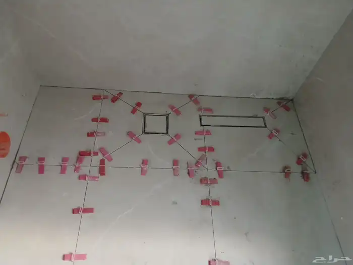 مبلط معلم بلاط الجمع انواع سلاميك حمامات مطبخ ارضيه سطامطبخ 3