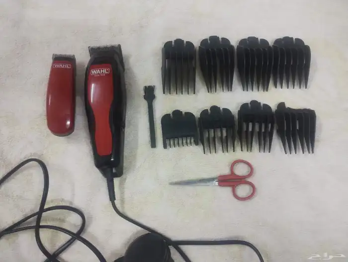 ماكينة حلاقة نوع WAHL كاملة مع الاكسسوارات بسعر 100 ريال 0