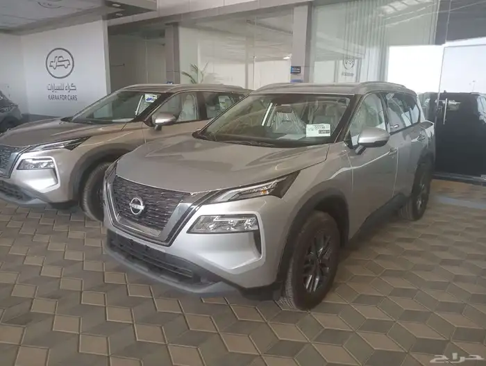 نيسان اكستريل استاندر 5 و 7 مقاعد موديل 2026 3