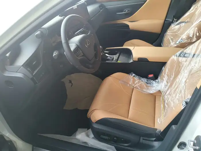 لكزس ES350 سعودي 2025 اصفار 8