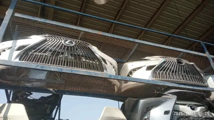 صدام امامي لكزس 24 0