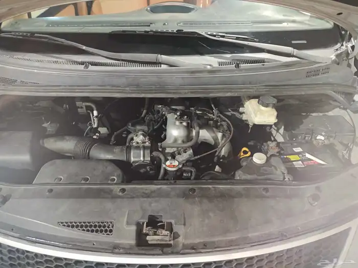 هونداي 2012 H1 25