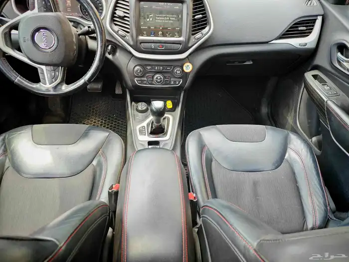 جيب شروكي فل كامل 2015 15