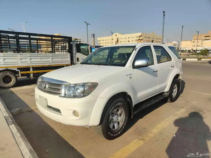 فورتشنر 2010 حكومي سابقا 4 سرندل دبل ممشى قليل 3