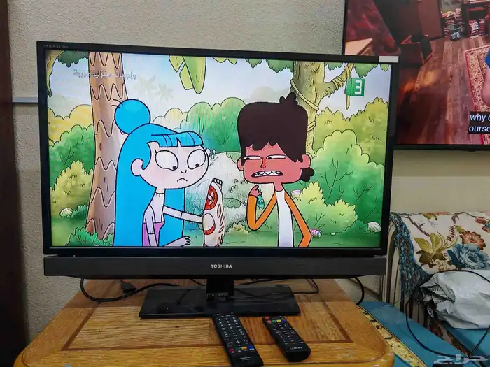 شاشة توشيبا ليست سمارت 32 أو 40 ما أدري معاها كروم كاست 0