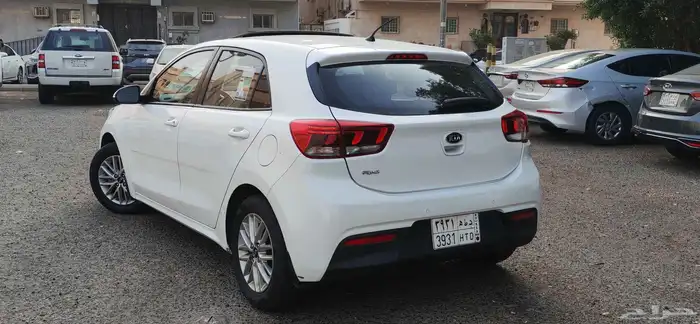 كيا ريو هتشباك 2019 3