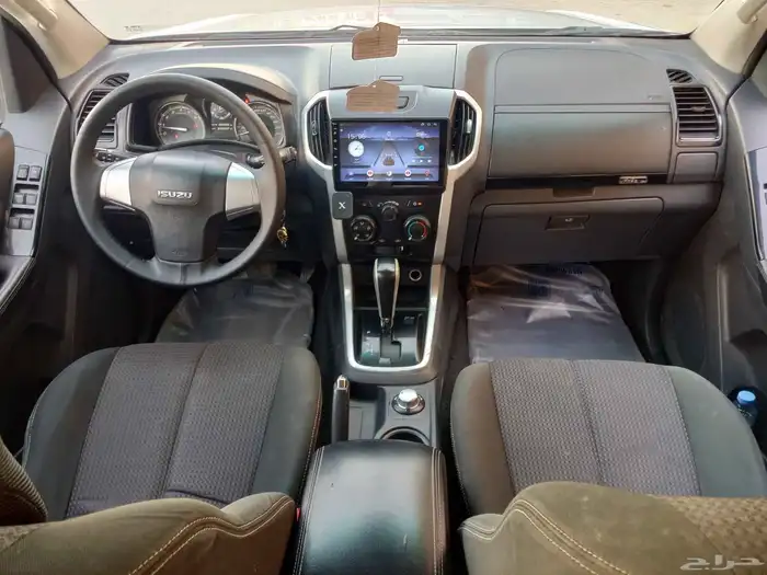 ايسوزو جيب ديماكس ( 2020 ) ديزل دبل اتوماتيك بحالة ممتازة 17