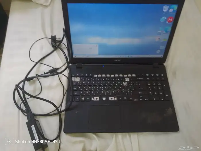 لابتوب وطابعه 2