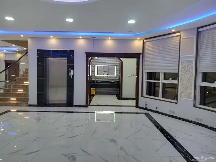 فيلا للبيع زاويه 965 متر 22