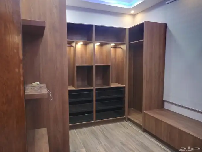 فيلا للبيع زاويه 965 متر 14