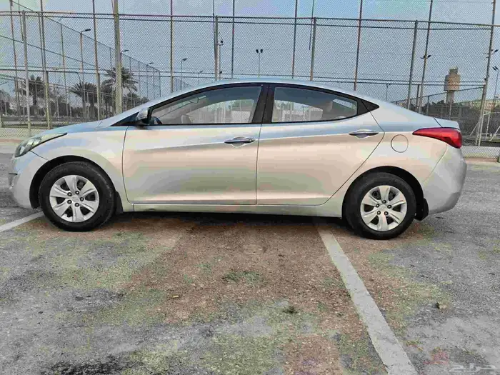 هواندي النترا مديل. 2012 5