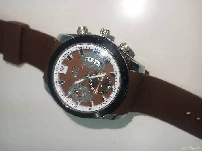 ساعه خربان فيها البطاريه 0