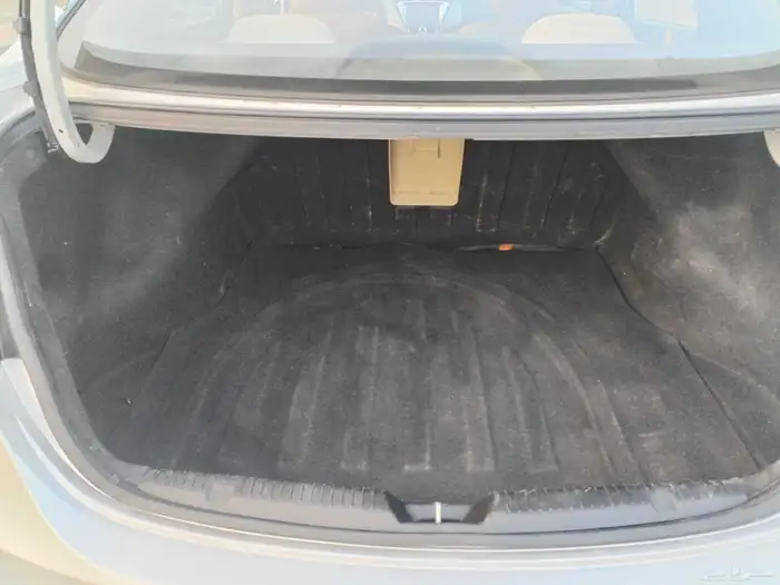 هواندي النترا مديل. 2012 23