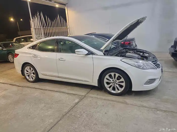 هيوناي ازيرا موديل 2013 4