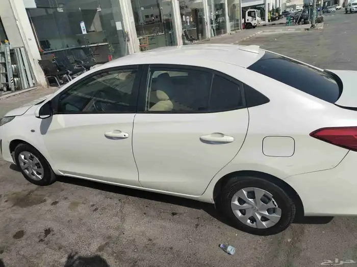 بيع سياره ياريس 2019 6