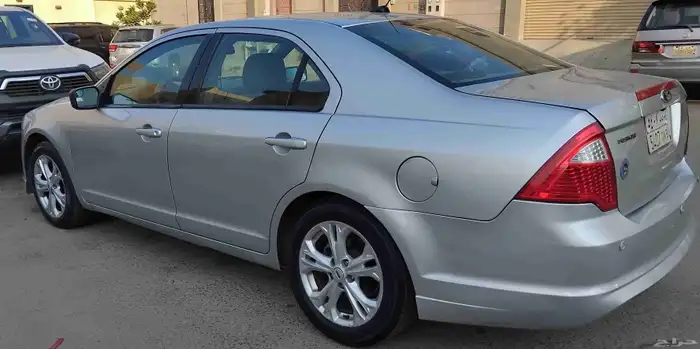 فورد فيوجن 2012 9