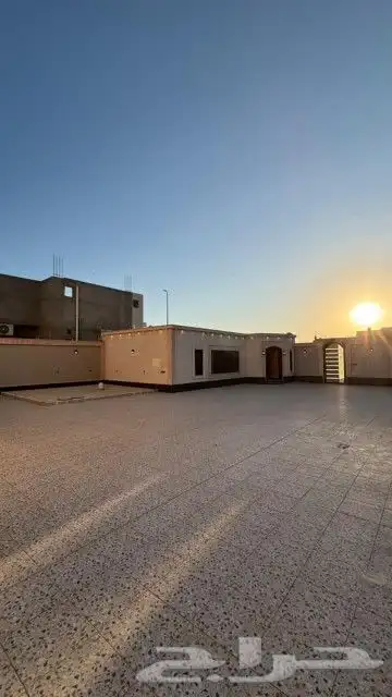 فيلا بمدخل مستقل وحوش واسع بمساحة 400م 7