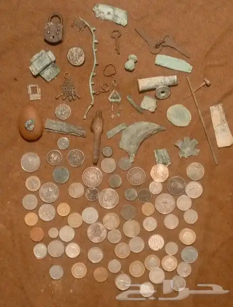 عملات نقدية قديمه وقطع اثار قديمه 0