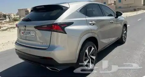 سياره لكزس 6