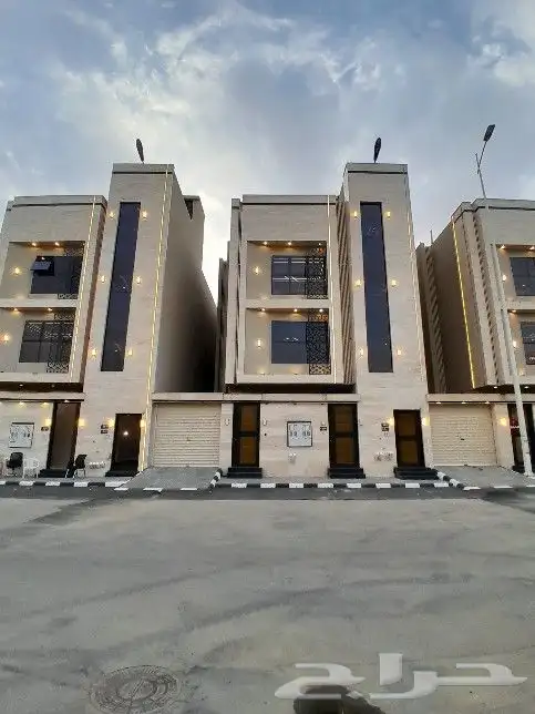 للبيع شقه دور ثاني مصعد راكب جاهز مخطط الراجحي من 550الف 1