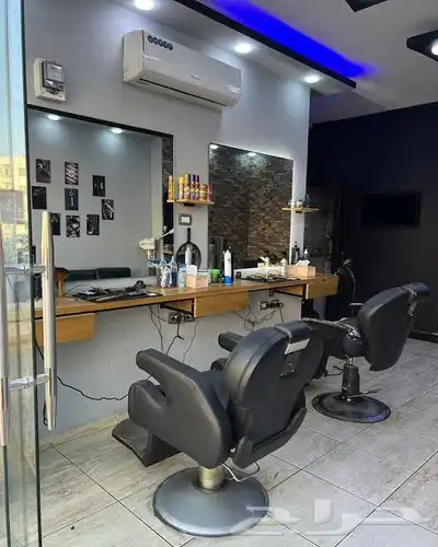 محتاج صالون للتقبيل 0