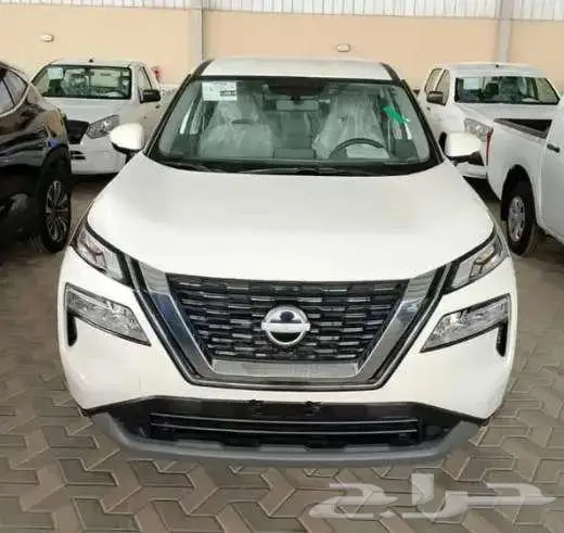 نيسان اكس تريل ستاندر 5 و 7 مقاعد موديل 2026 4