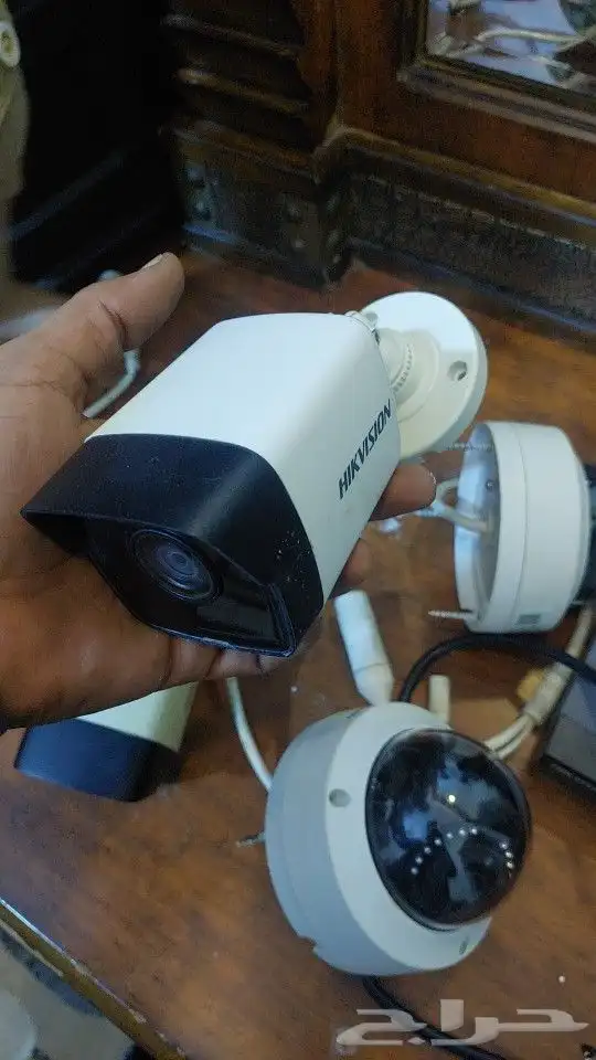 كاميرات مراقبة 2