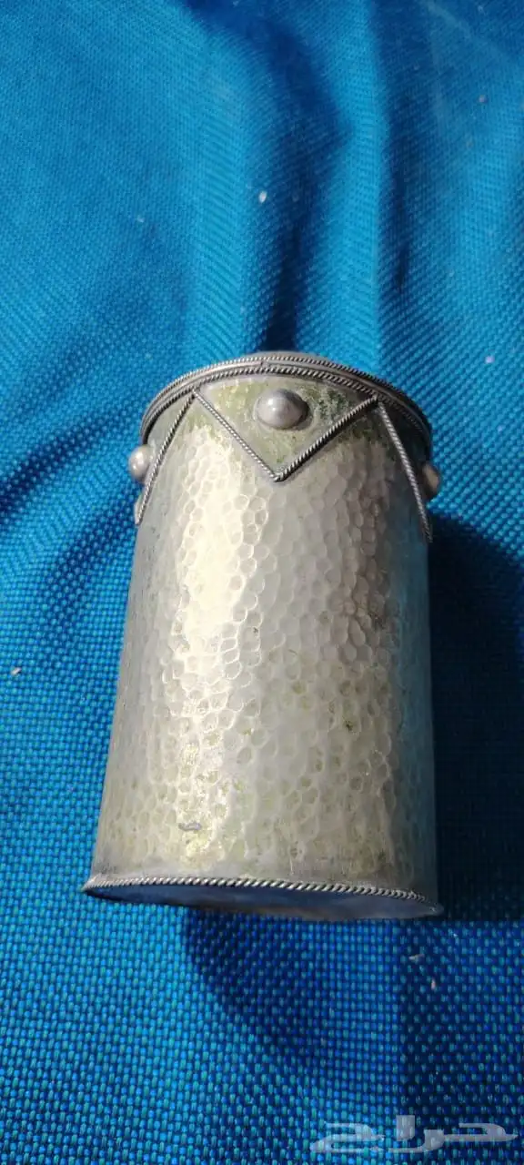 علبه تراثيه قديمه 2