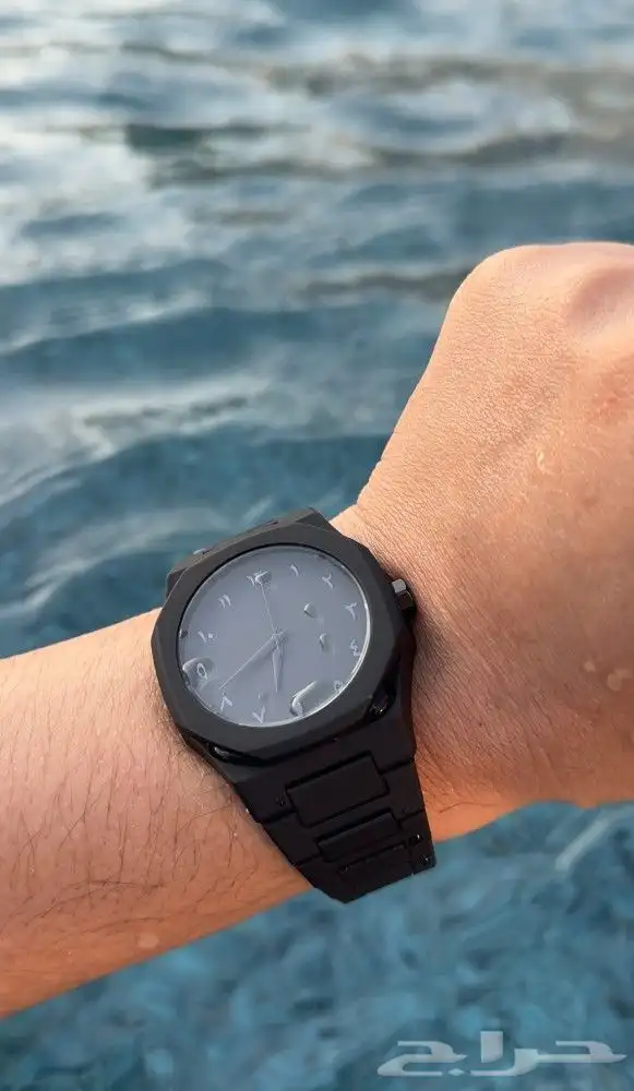 ساعة الكربون 4