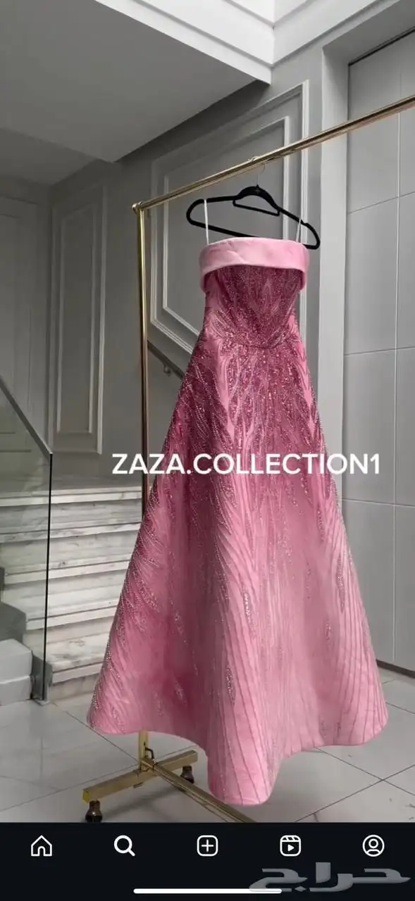 فستان للبيع من المصممه عزيزه 0