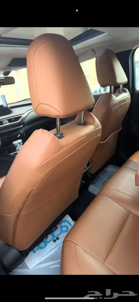 للبيع لكزس UX 7