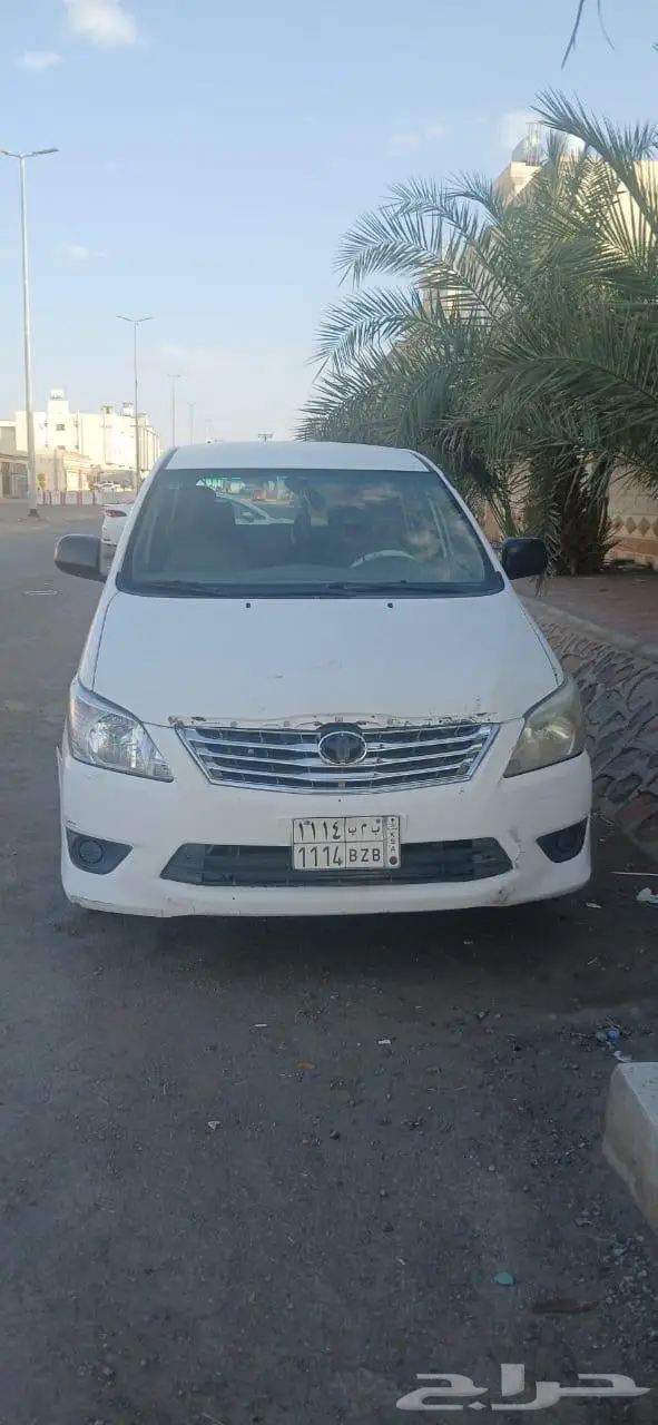 انوفا نظيفة للبيع في المدينة المنورة 4