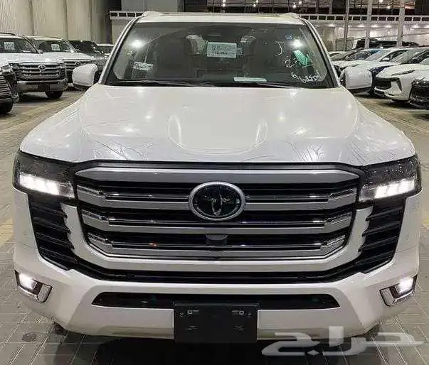 تتوفر فئات لاندكروزر2025 اصفار لمبيعات البنك باقل ربح0.35 3