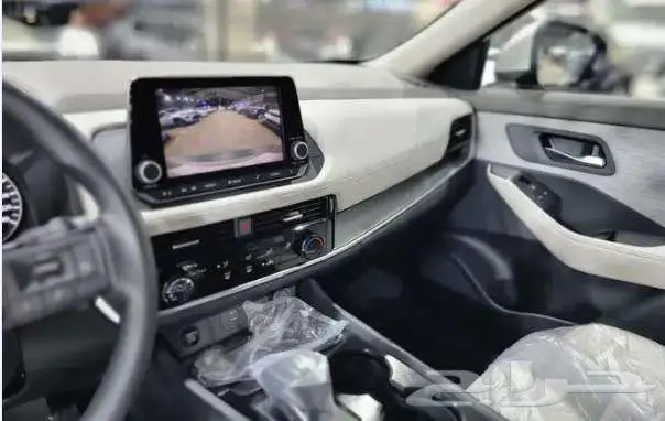 نيسان اكس تريل ستاندر 5 و 7 مقاعد موديل 2026 3