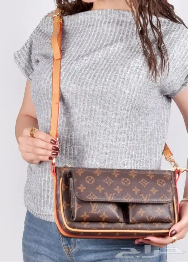 شنط ماركات درجه اولى 33