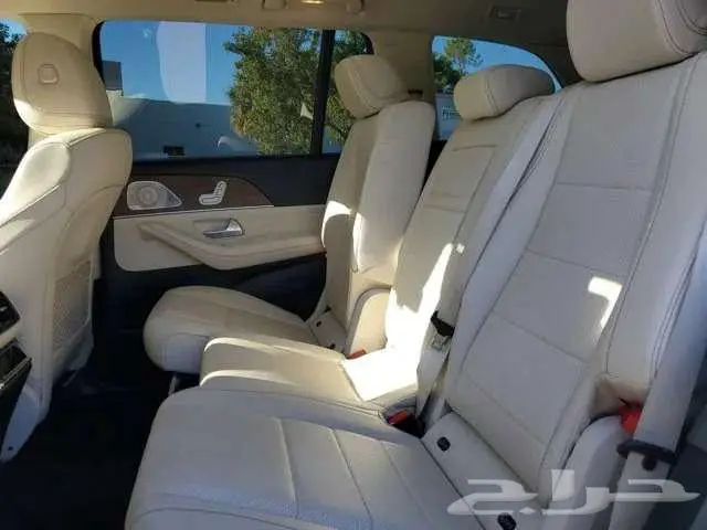 مرسيدس بنز GLS 450 2024 نظيفه بسعر مميز 9