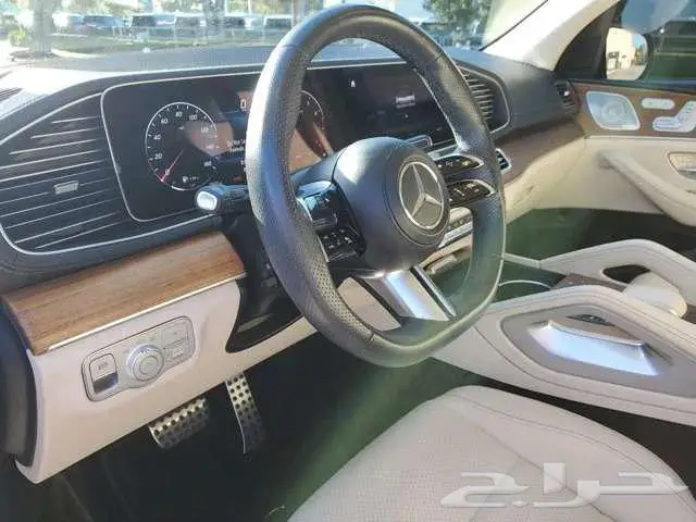 مرسيدس بنز GLS 450 2024 نظيفه بسعر مميز 5