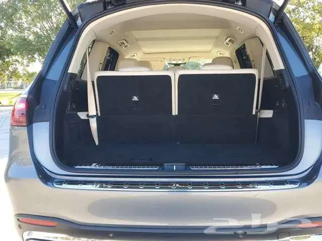 مرسيدس بنز GLS 450 2024 نظيفه بسعر مميز 6