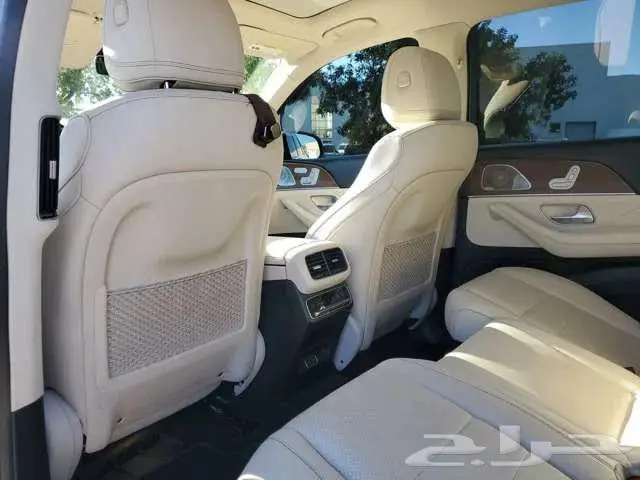 مرسيدس بنز GLS 450 2024 نظيفه بسعر مميز 11
