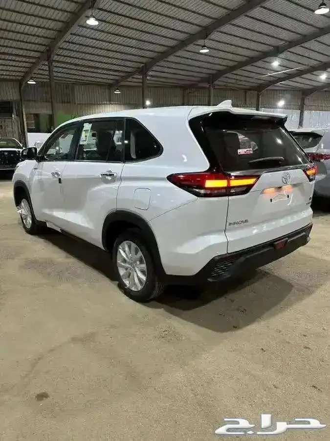 تويوتا انوفا بنزين GL 2026 سعودي 3