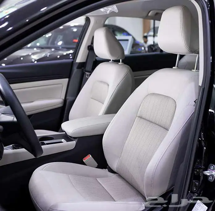 نيسان التيما _ 2025 _( استاندر _ 2500 CC )_ اسود 19