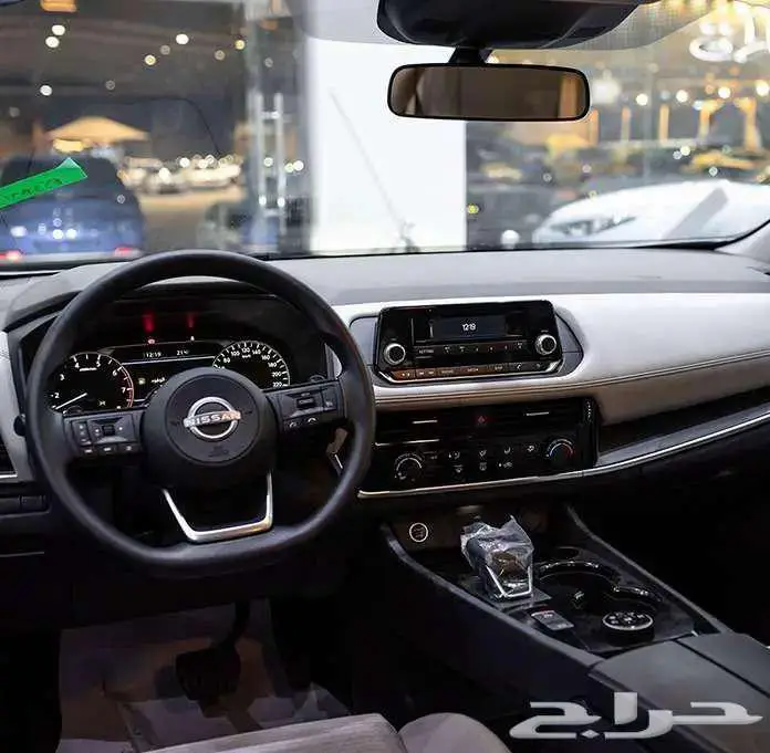 نيسان_اكس تريل_دبل2025 8