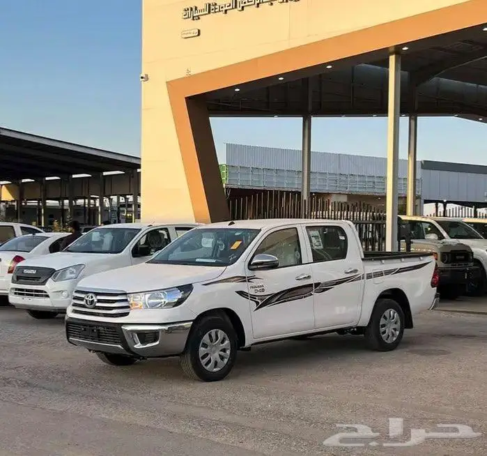 تويوتا هايلوكس غمارتين ديزل بدون دبل 0